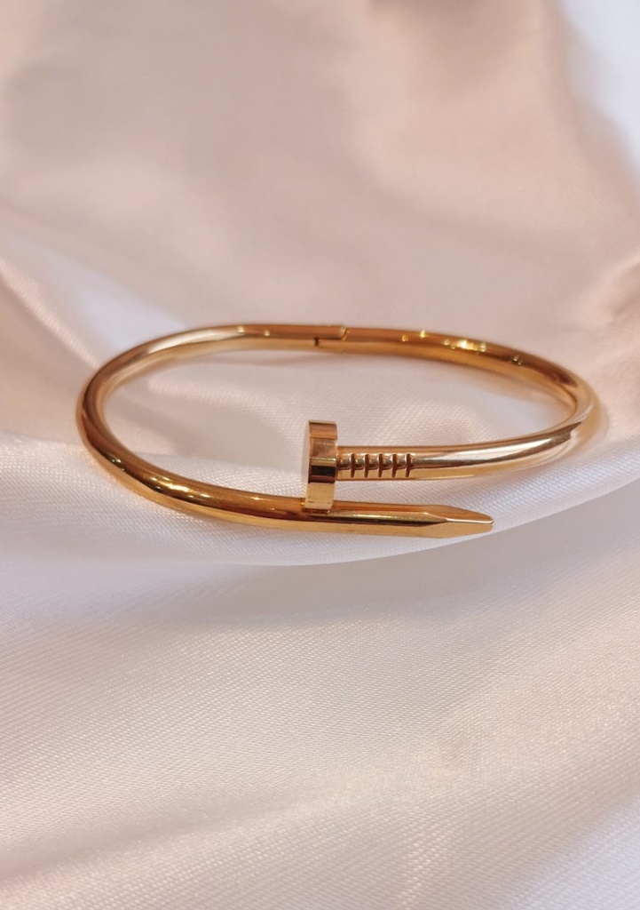 Nail Bangle