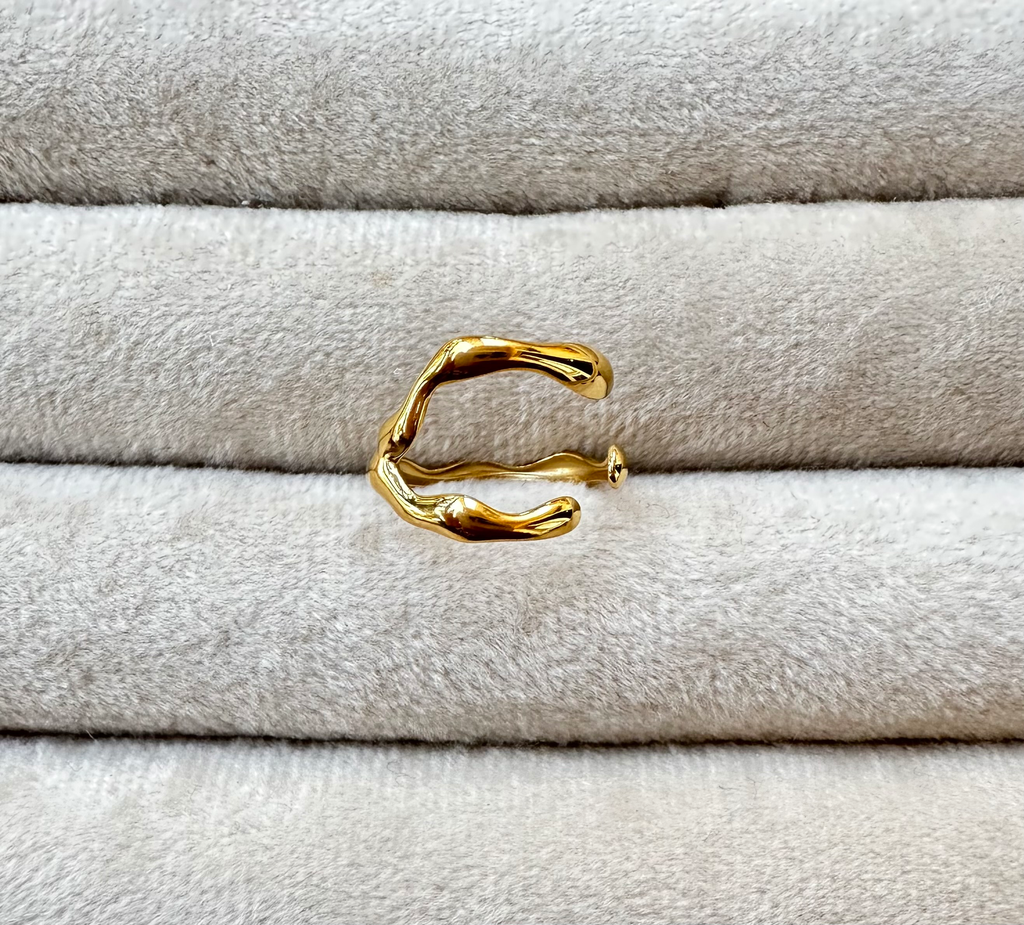 888 Ring